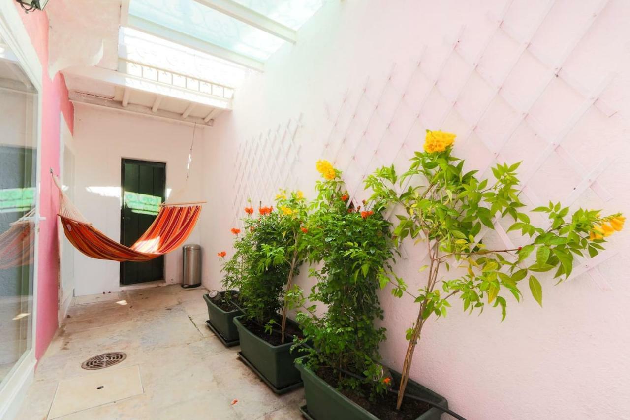2 Bedroom Apartment With Patio Next To Avenida Da Liberdade Lisbon Exterior photo